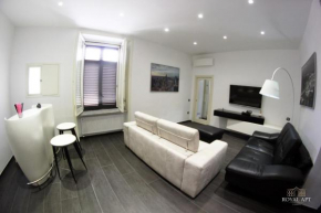 Отель Royal APT Caserta  Казерта